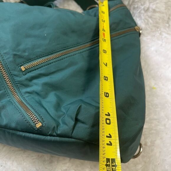 Alexisuospny Nylon Green large shoulder bag Chain Strap gold tone hardwares . - Picture 12 of 15